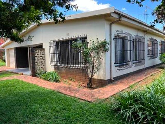 House for sale in Waterkloof, Gauteng