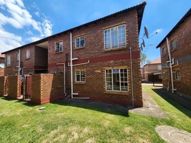 Apartment for sale in Tlhabane, North West