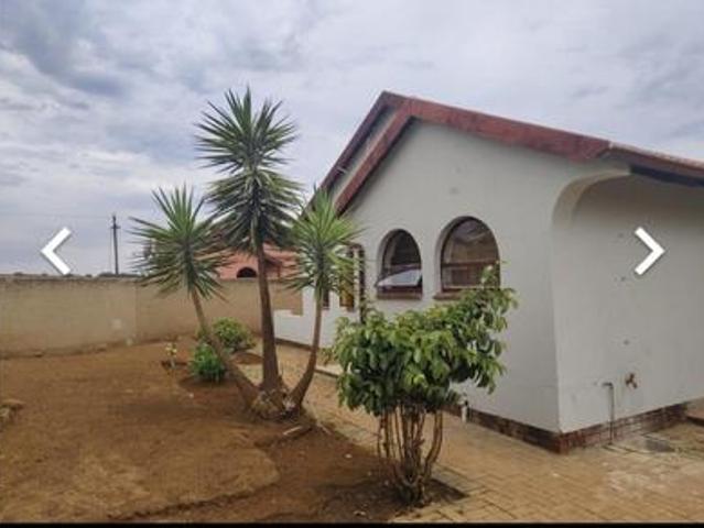 House for sale in Vosloorus, Gauteng