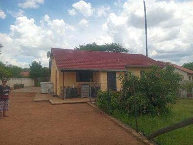 House for sale in Ledig, North West