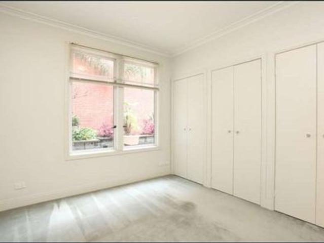 Apartment for rent in East Melbourne, Victoria