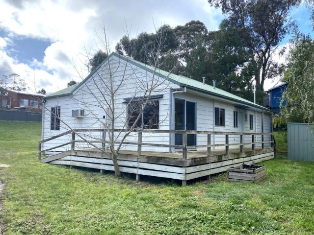 House for rent in Castlemaine, Victoria