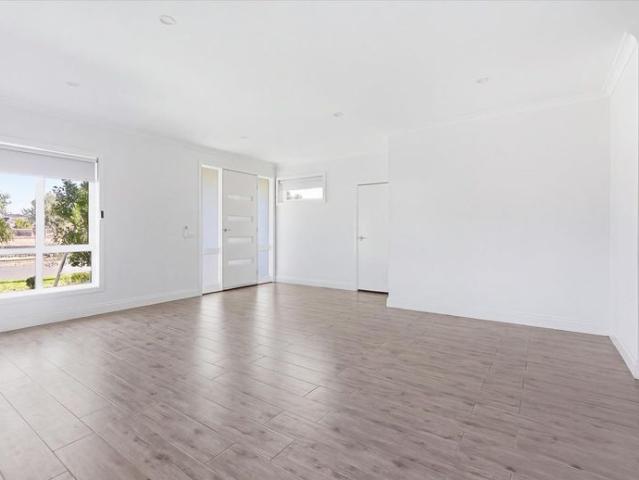 Townhouse for rent in Camerons Creek, Victoria