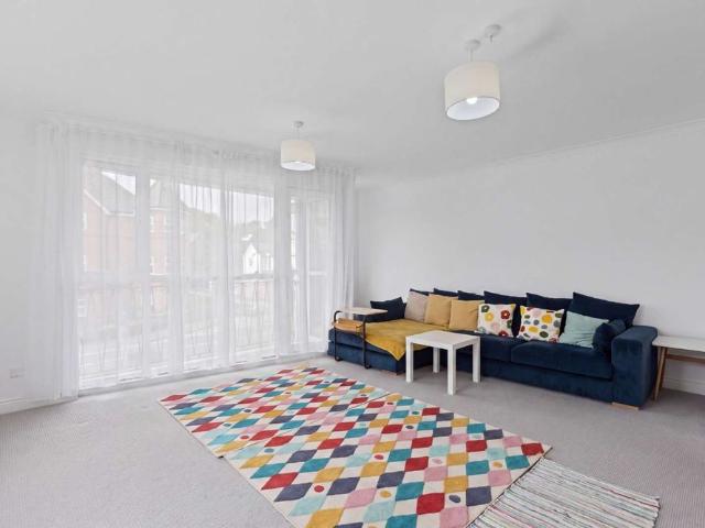 Apartment for rent in Sunningdale, Windsor and Maidenhead