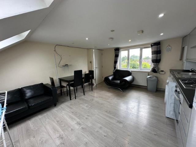 Apartment for rent in South Chingford, Greater London