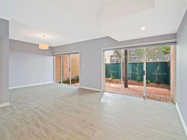 Townhouse for rent in Sydney, New South Wales