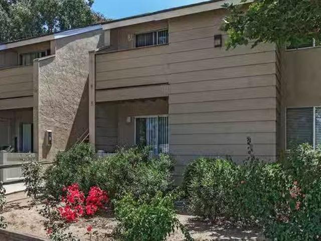Condo for rent in Escondido