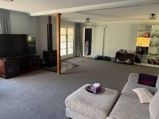 House for rent in Otakou