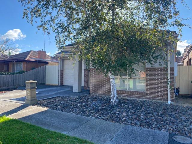 Apartment for rent in Camerons Creek, Victoria