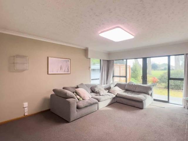 Townhouse for rent in Ilam, Canterbury