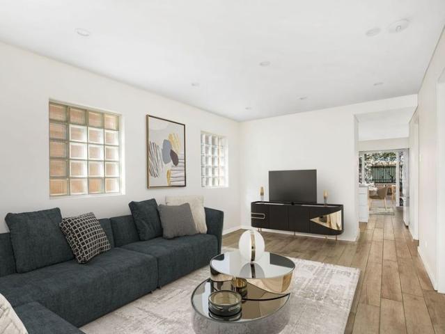 Townhouse for rent in Sydney, New South Wales