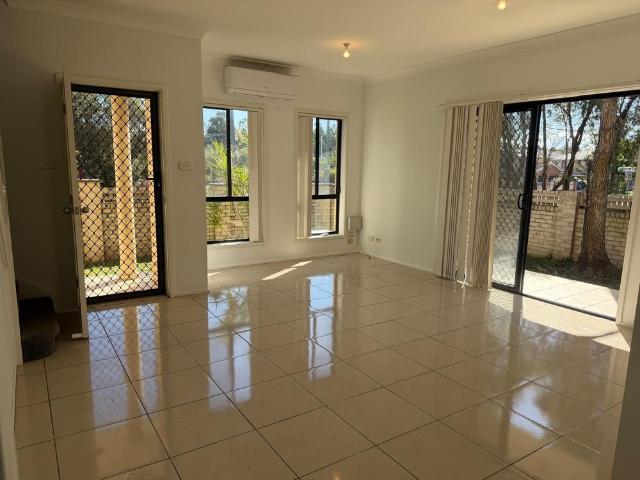 Townhouse for rent in Sydney, New South Wales