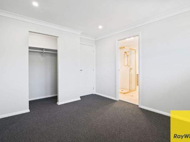 Townhouse for rent in Sydney, New South Wales