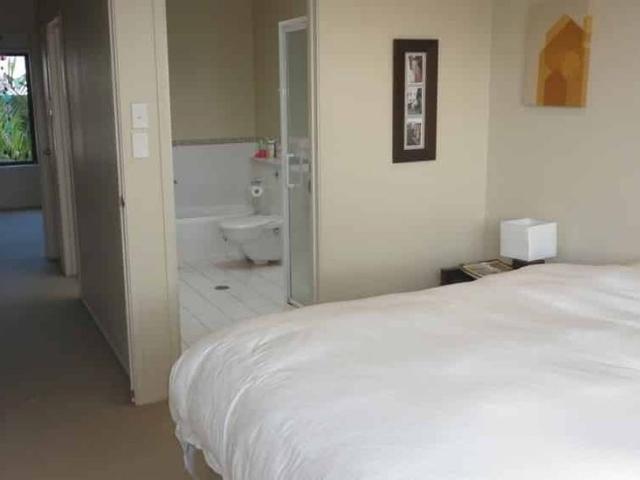 Townhouse for rent in Westmere, Oroua County