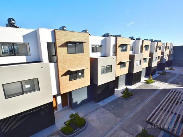 Townhouse for rent in Camerons Creek, Victoria