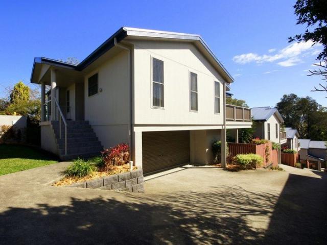 Townhouse for rent in Bayldon, Toormina