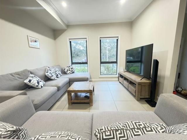 Townhouse for rent in Sydney, New South Wales