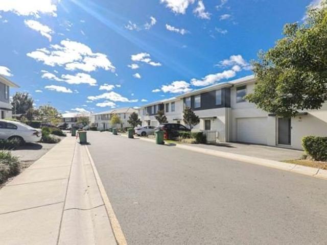 Townhouse for rent in Toombul, Queensland
