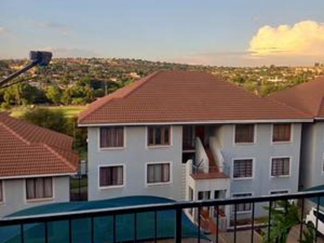Townhouse for rent in Vosloorus, Gauteng