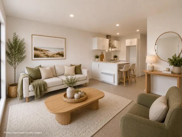 Townhouse for rent in Bayfair