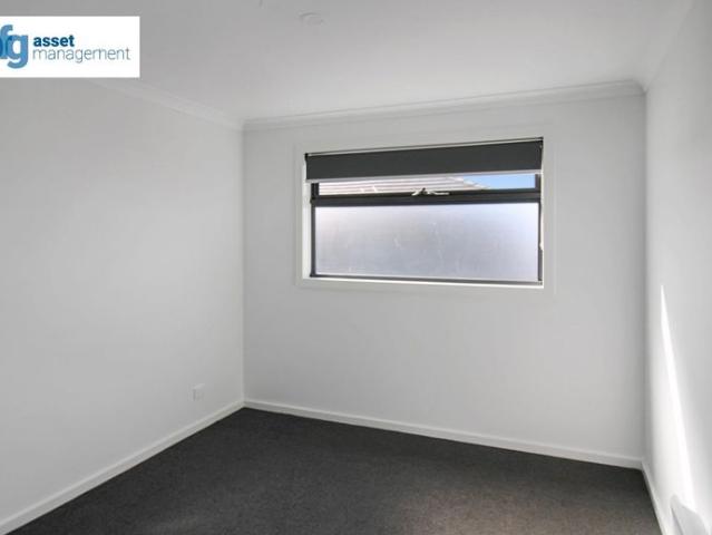 Townhouse for rent in Camerons Creek, Victoria