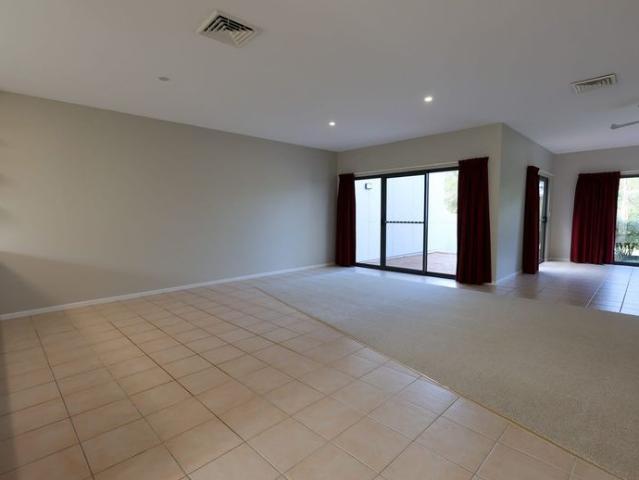 Townhouse for rent in Korora, New South Wales