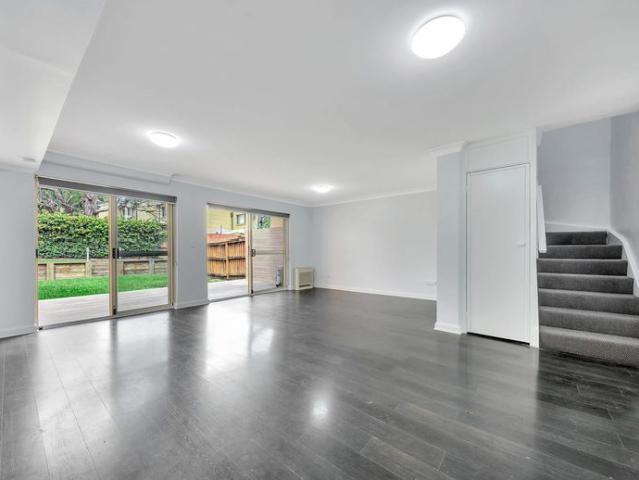 Townhouse for rent in Sydney, New South Wales
