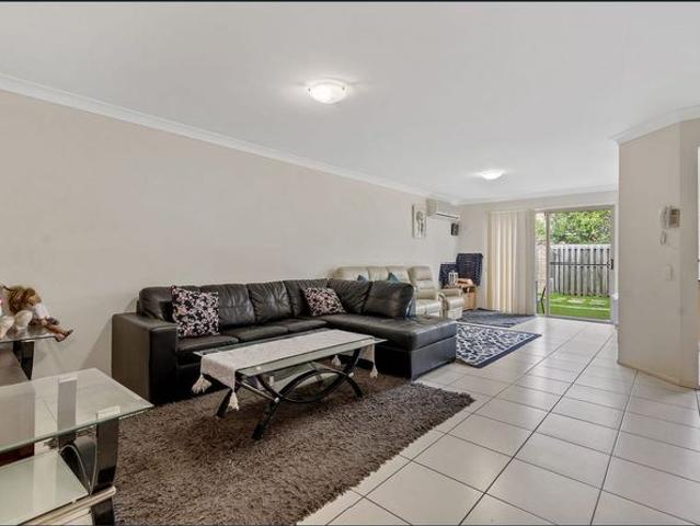 Townhouse for rent in Coomera, Gold Coast City