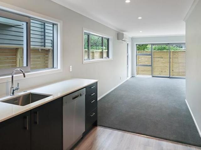 Townhouse for rent in Days Bay, Wellington