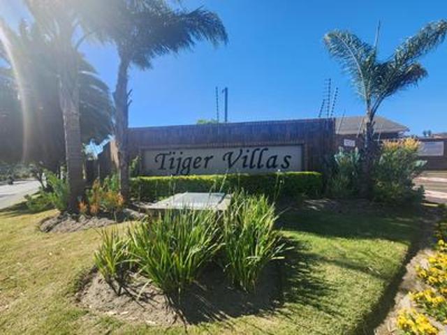 Townhouse for sale in Bellville, Western Cape