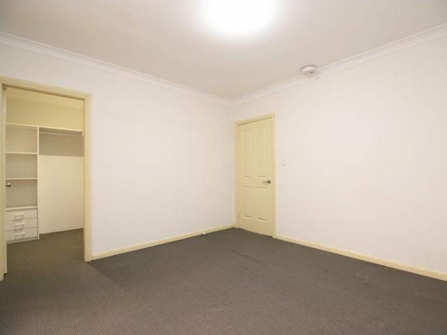 Townhouse for rent in Sydney, New South Wales