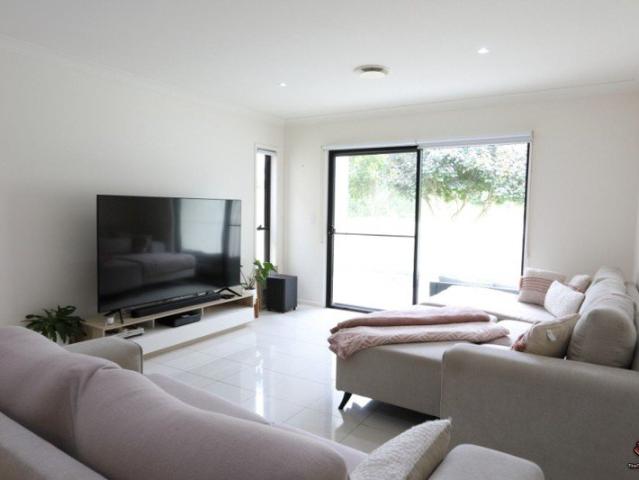 Townhouse for rent in Parc, Gold Coast City