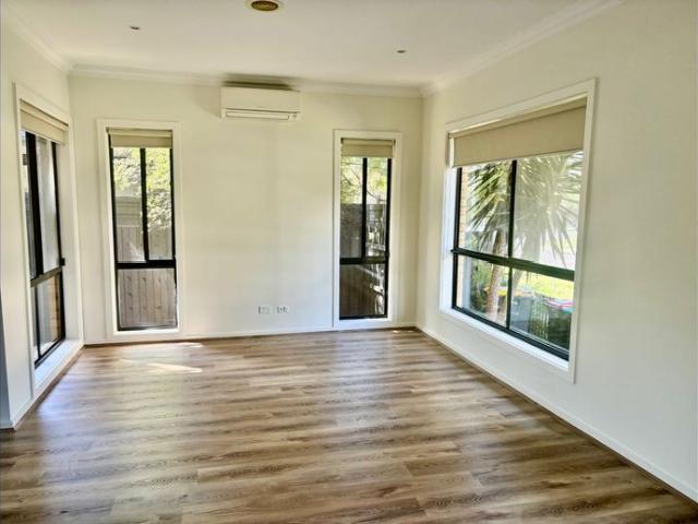 Townhouse for rent in Camerons Creek, Victoria