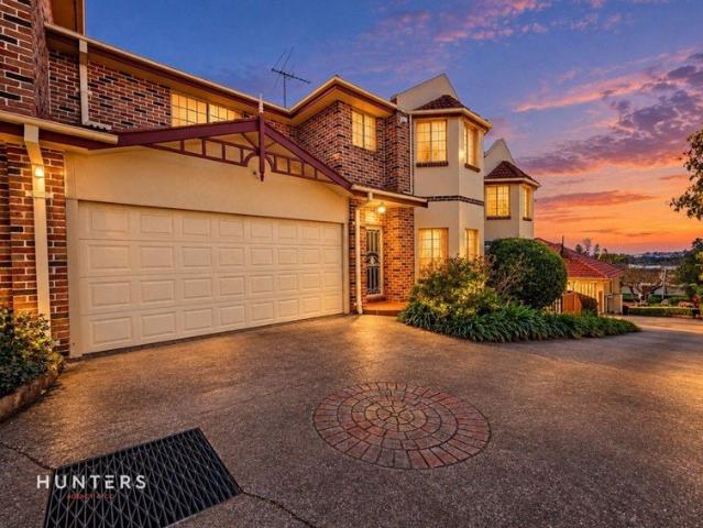 Townhouse for rent in Oatlands, Sydney