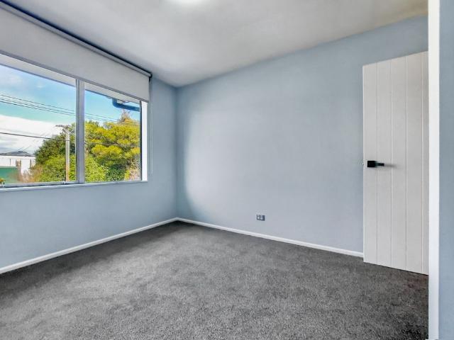 Townhouse for rent in Heathcote, Canterbury