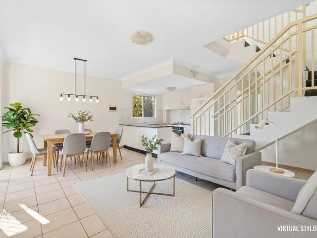 Townhouse for rent in Sydney, New South Wales