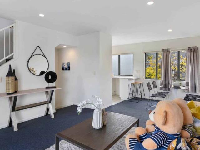 Townhouse for rent in New Lynn