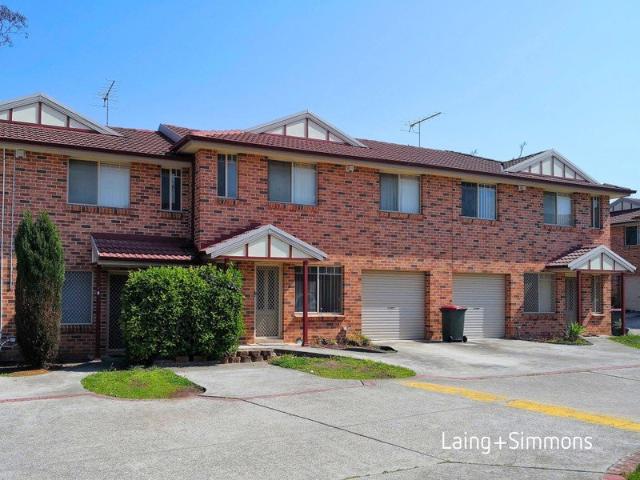 Townhouse for rent in Sydney, New South Wales