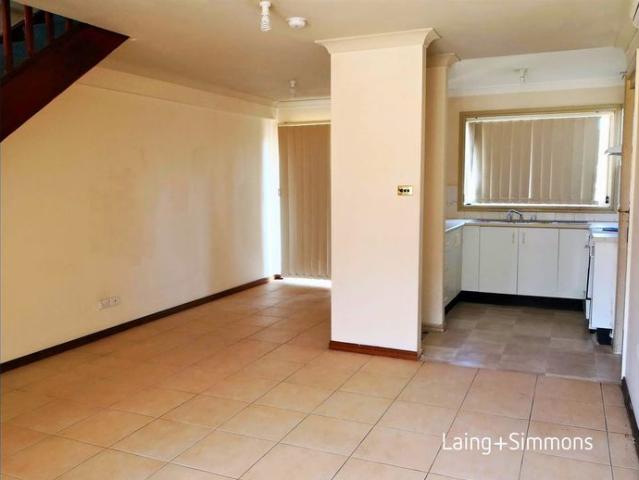 Townhouse for rent in Sydney, New South Wales