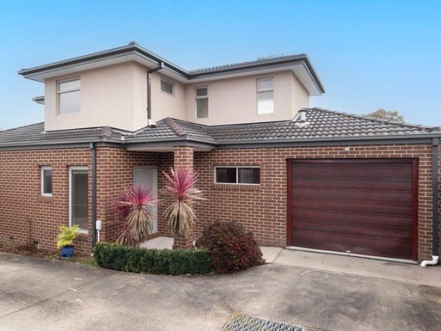 Townhouse for rent in Camerons Creek, Victoria