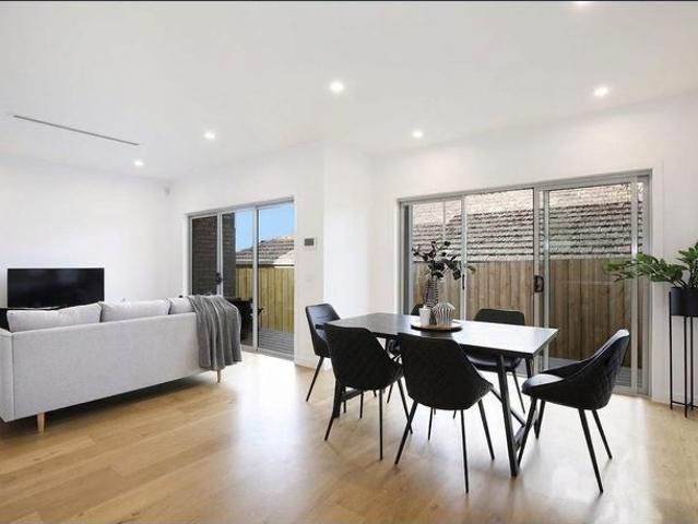 Townhouse for rent in Camerons Creek, Victoria
