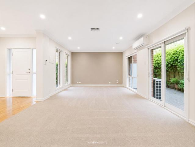 Townhouse for rent in Brighton East, Melbourne