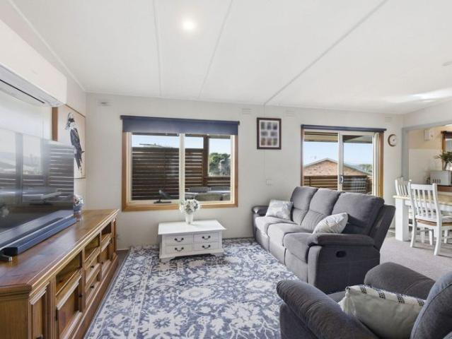 Apartment for rent in Shearwater, Latrobe