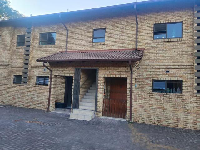 House for rent in Raceview, Alberton