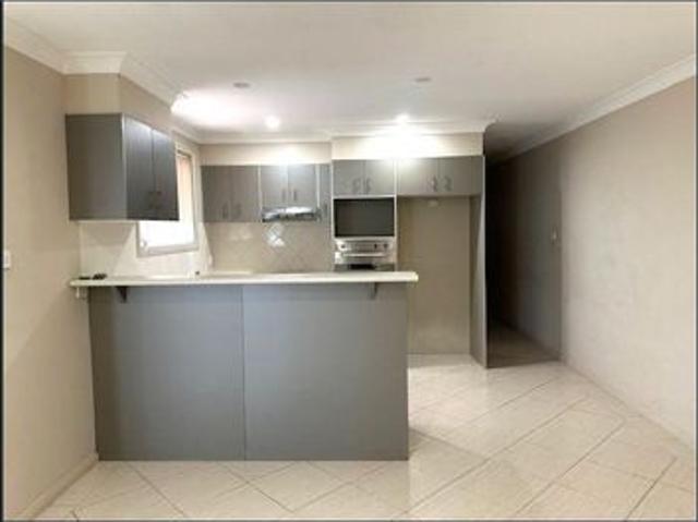 House for rent in Wollongong West, New South Wales