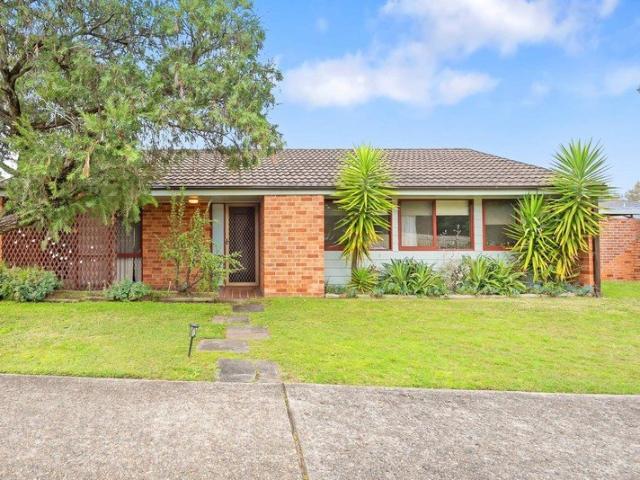 Villa for rent in Sydney, New South Wales
