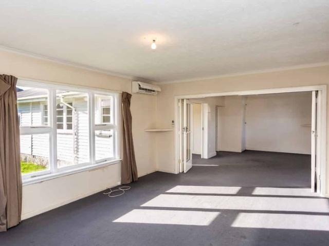 House for rent in Addington, Canterbury
