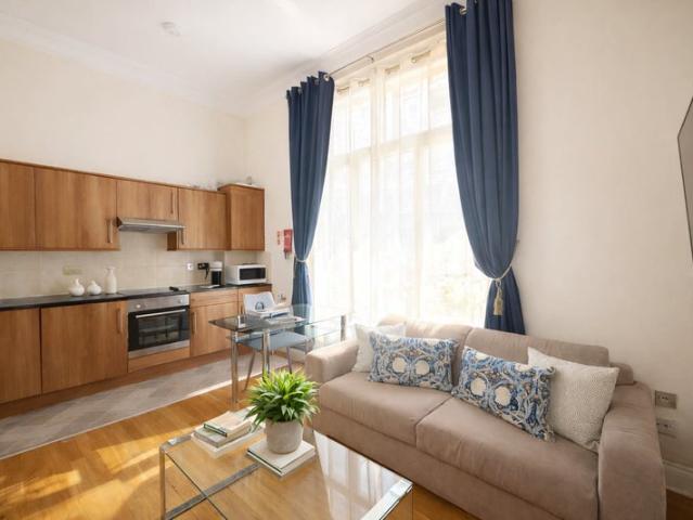 Apartment for rent in South Kensington, Greater London