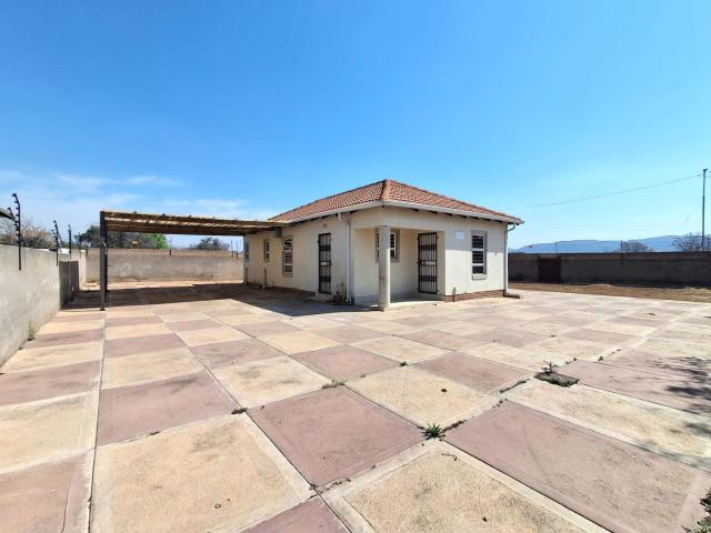 House for rent in Waterkloof, Gauteng