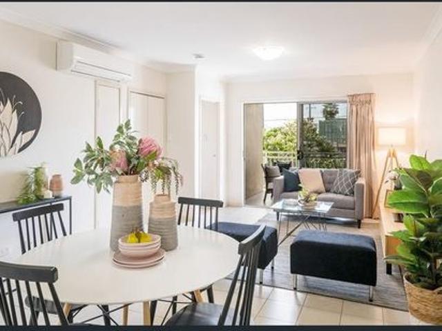 Apartment for rent in Toombul, Queensland